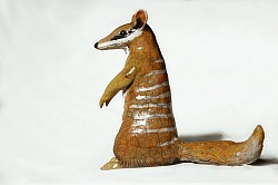 Numbat debout, h : 22 cm, L : 24 cm, Me contacter svp, merci.