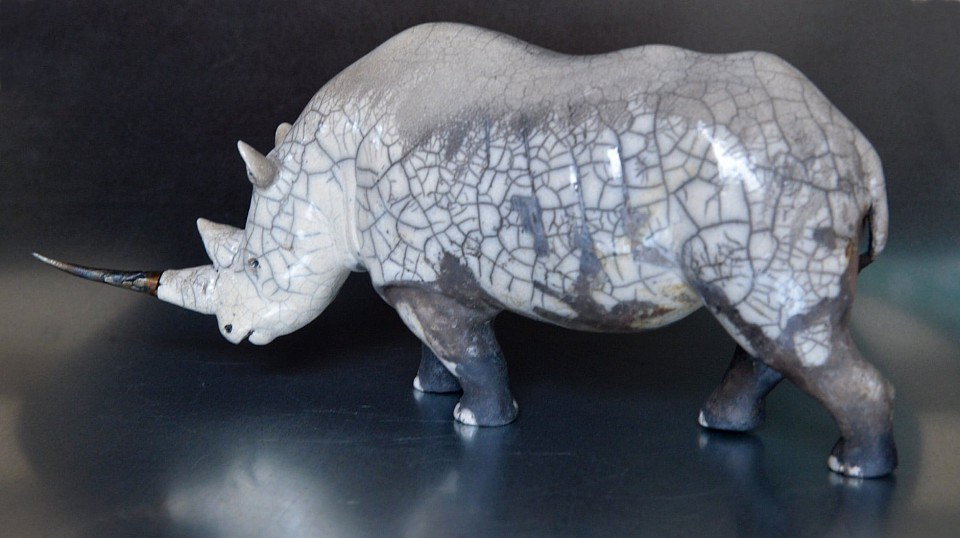 Rhinocéros Raku : L:30, H : 18